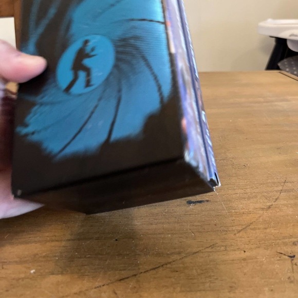 James Bond Collection 007 Gift Set - 3 Tape set - Picture 7 of 8